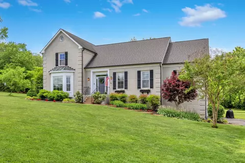 2226 Oakleaf Dr, Franklin, TN 37064