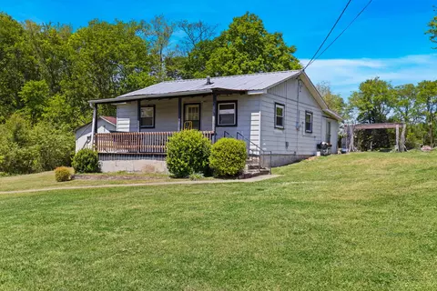 305 Bates Rd, Lebanon, TN 37087