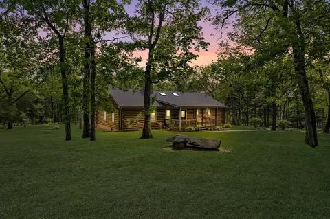 142 Bluegrass Pkwy, Lebanon, TN 37090