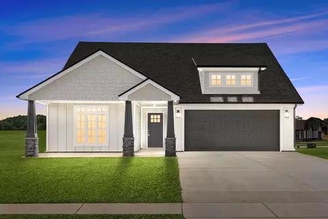 902 Bankside Dr, Clarksville, TN 37043
