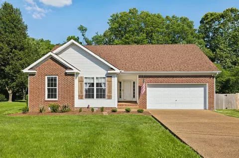 1756 Shane Dr, Spring Hill, TN 37174