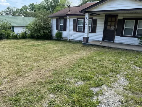 1771 Old Columbia Rd, Dickson, TN 37055