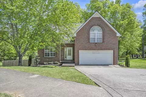 116 Bennington Ct N, Hendersonville, TN 37075