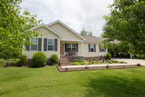 222 Hawthorne Rd, Sparta, TN 38583