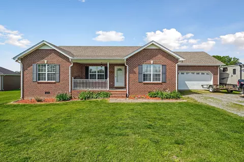 160 Big Hickory Ct, Smithville, TN 37166