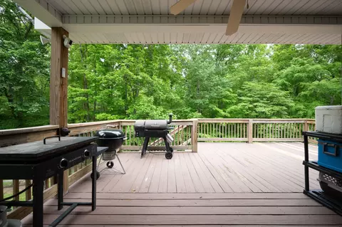 Exterior - 929 Nancy Shawl Rd, Dickson, TN 37055 photo 5 of 6