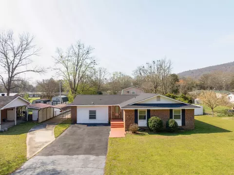 309 Castlerock Ln, Jasper, TN 37347