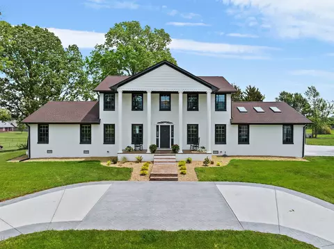 139 Irish Oaks Dr, Portland, TN 37148