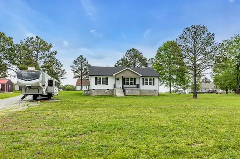 68 Solomon Way, Summertown, TN 38483