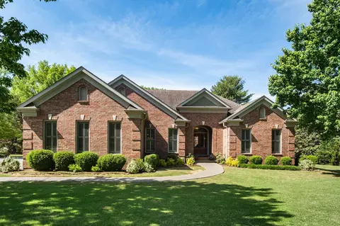 901 N Meadow Ln, Nashville, TN 37221