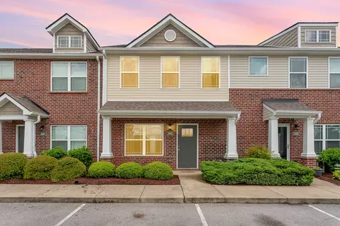 5002 Fennel Ct, Spring Hill, TN 37174