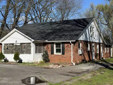 107 1st Ave, Murfreesboro, TN 37130