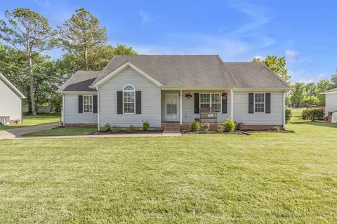 2319 Sawmill St, Murfreesboro, TN 37128