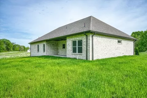 7237 Honeysuckle Trl, Baxter, TN 38544 photo 6