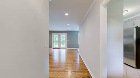 Entry Way - 1502 Eagle St, Murfreesboro, TN 37130 photo 1 of 2