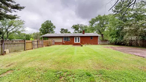 Exterior - 1502 Eagle St, Murfreesboro, TN 37130 photo 10 of 12