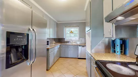 Kitchen - 1502 Eagle St, Murfreesboro, TN 37130 photo 2 of 6