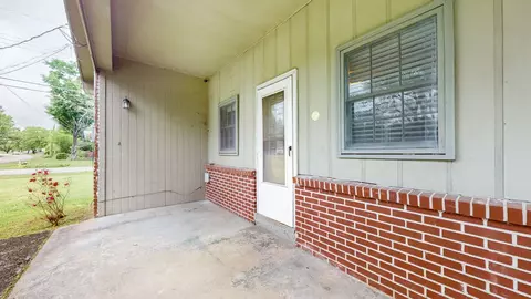 Exterior - 1502 Eagle St, Murfreesboro, TN 37130 photo 3 of 12