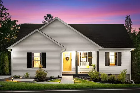 554 Skyview Dr, Ashland City, TN 37015