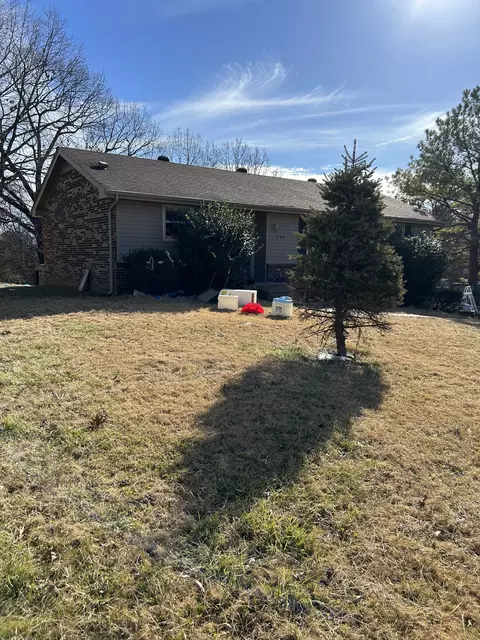 504 Pollard Rd, Clarksville, TN 37042