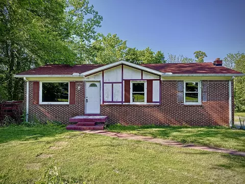 Exterior - 101 Haley Rd, Dickson, TN 37055 photo 2 of 5