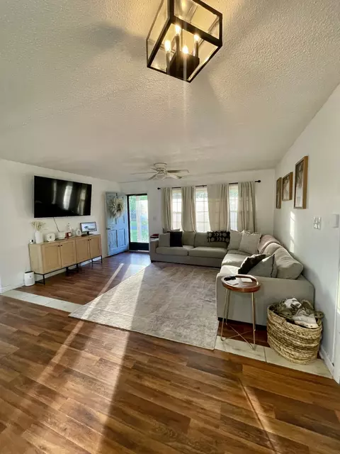 604 Brenda Ave, Loretto, TN 38469 photo 5