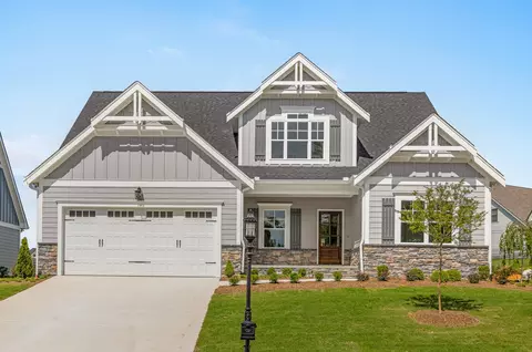 8218 Blackrock Dr, Ooltewah, TN 37363
