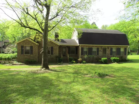 702 Bay Ct, Old Hickory, TN 37138