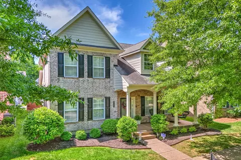 311 Meadowglade Ln, Franklin, TN 37064