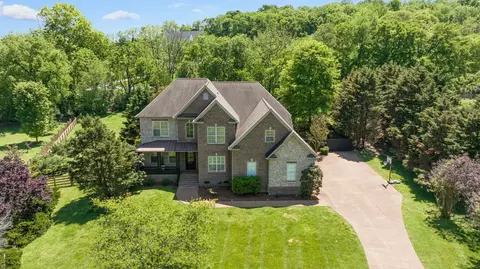 4409 Savage Pointe Dr, Franklin, TN 37064