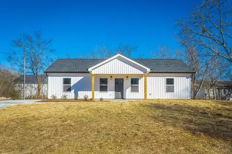 27 May St, Rossville, GA 30741