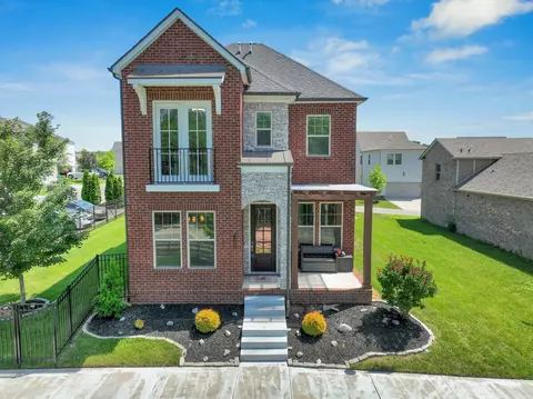 1200 Yellow Hop Aly, Antioch, TN 37013