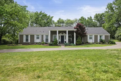 807 Redwood Dr, Nashville, TN 37220