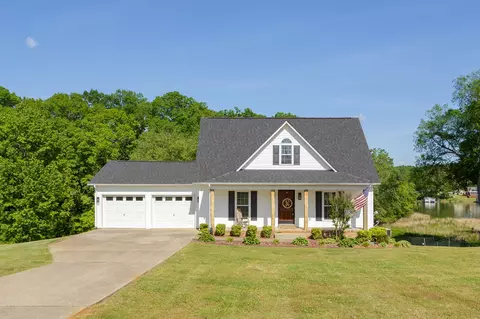 60 E Blue Heron Dr E, Killen, AL 35645 photo 1