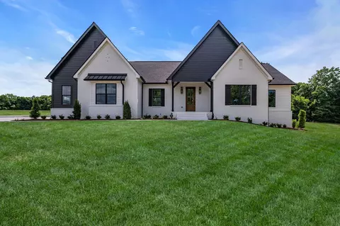 4530 Campbellsville Pike, Columbia, TN 38401