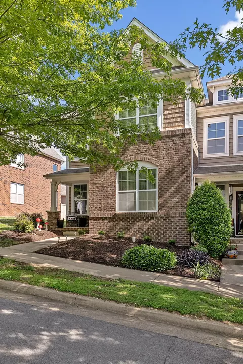 1076 Riverwood Village Blvd, Hermitage, TN 37076