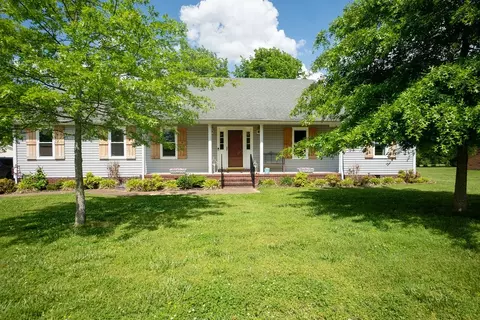 1918 Hunters Run Rd, Lewisburg, TN 37091