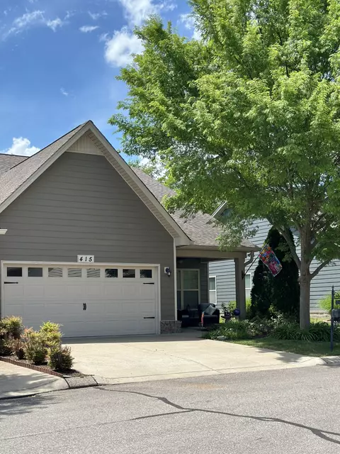 415 Bruce Dr, Spring Hill, TN 37174 photo 2