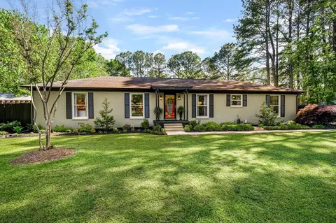 906 Huntwood St, Murfreesboro, TN 37130