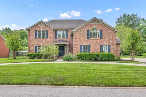 903 Park Ln, Nashville, TN 37221
