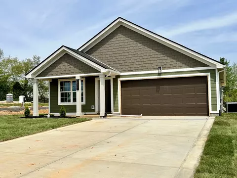 2057 Michael Dr, Springfield, TN 37172