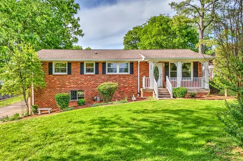 111 Laura Ave, Old Hickory, TN 37138