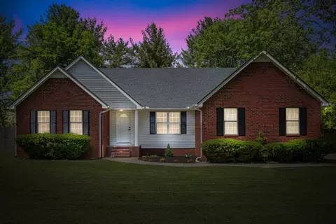 512 Iris Ave, Murfreesboro, TN 37128 photo 2