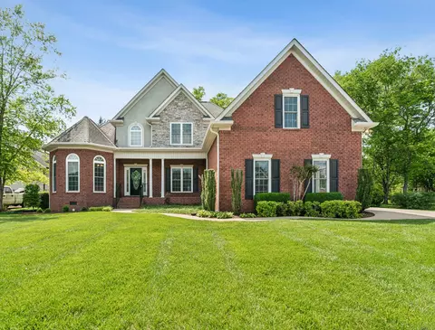 2127 Creekwalk Dr, Murfreesboro, TN 37130