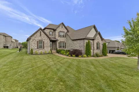 1107 Yearling Pl, Gallatin, TN 37066