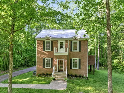 Exterior - 311 Lee Rd, Dickson, TN 37055 photo 7 of 8