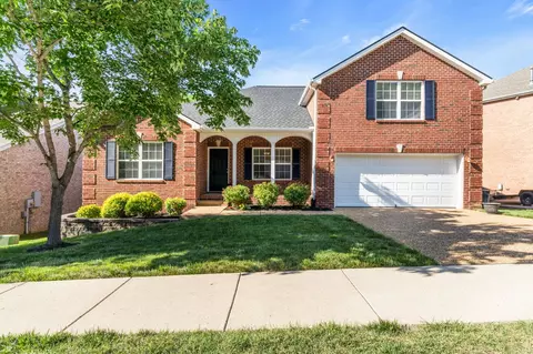 110 Judson Dr, Hendersonville, TN 37075