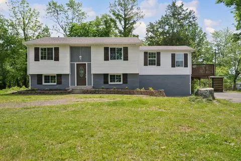 2041 Lintwood Dr, Clarksville, TN 37042