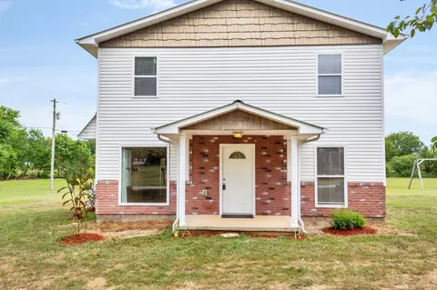 79 Clayton Dr, Lobelville, TN 37097