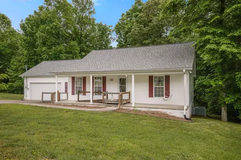 190 Station Dr, Waverly, TN 37185